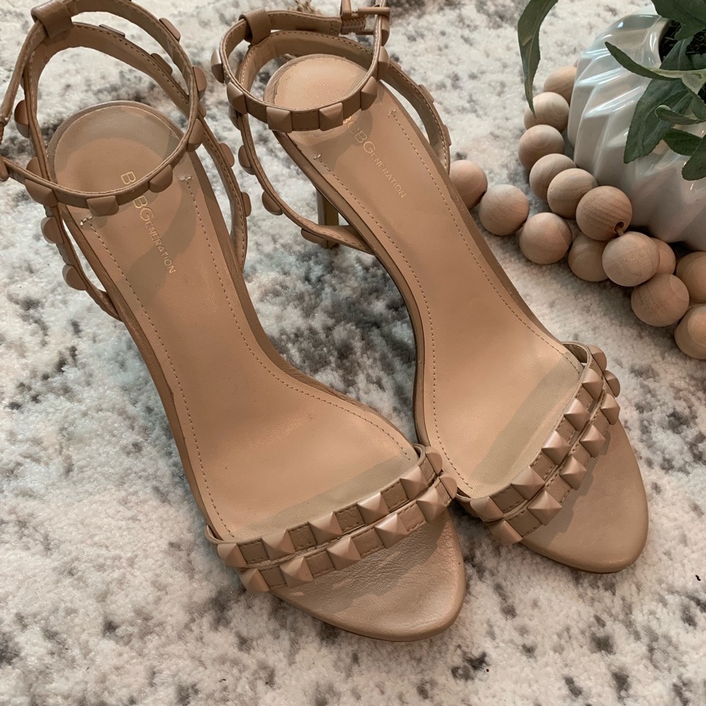 BCBG Matte Nude Heel